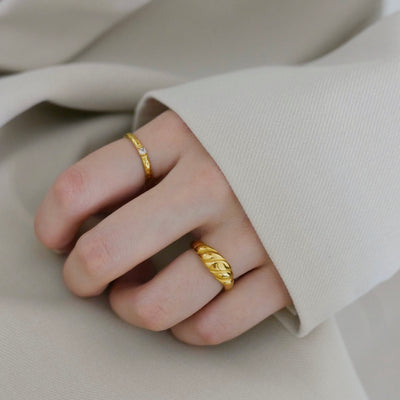 Athalia Croissant Ring