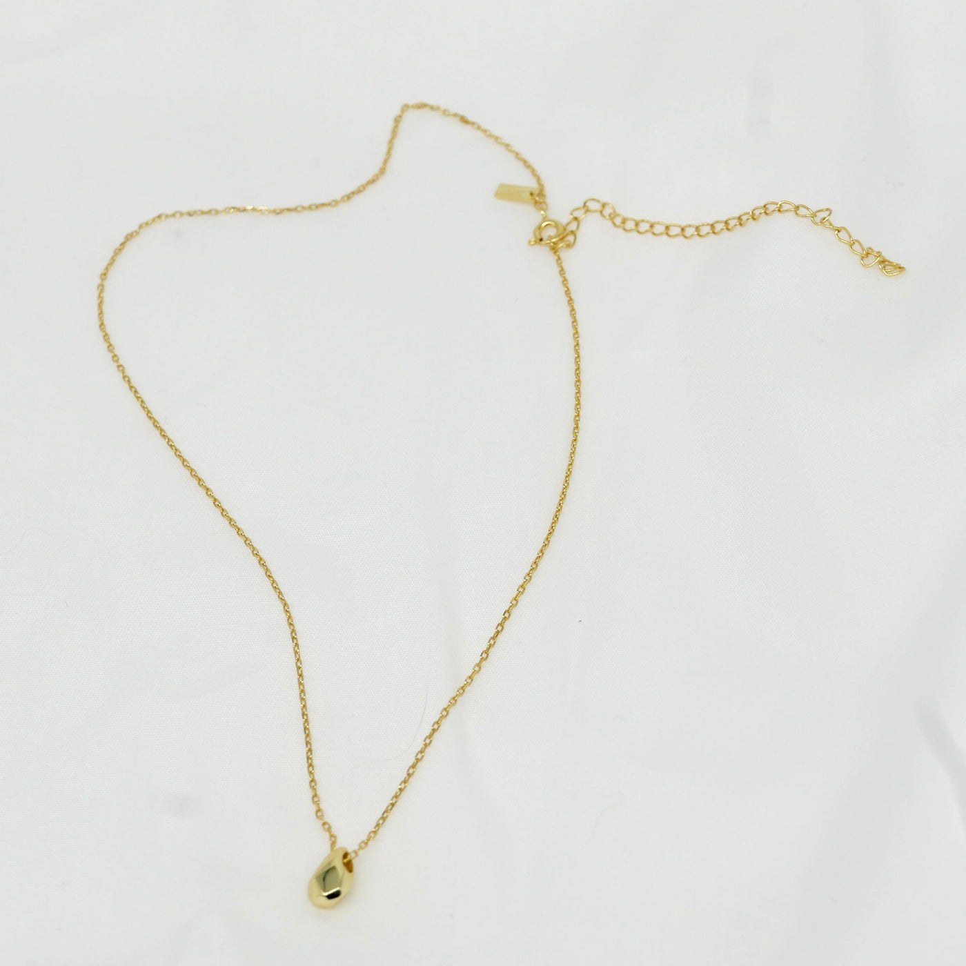 Emilie Dewdrop Necklace