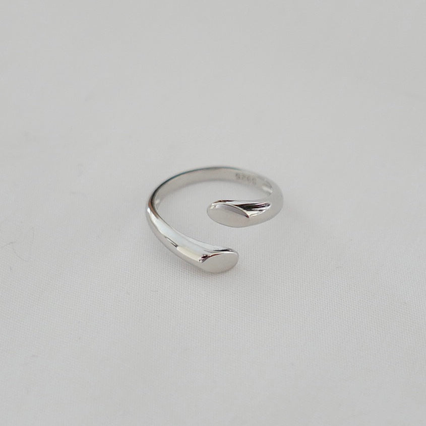 Maevee Open Ring