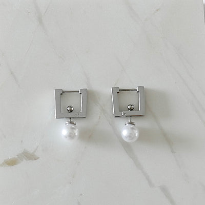 Markita 4-Way Pearl Earrings